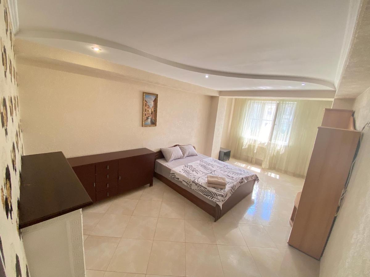 Ultra Central Double Room Appartment In Кишинів Екстер'єр фото