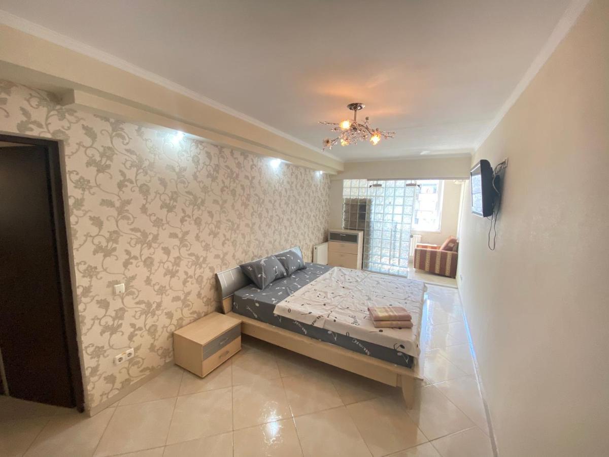 Ultra Central Double Room Appartment In Кишинів Екстер'єр фото